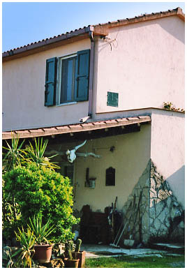 Main Photograph of House
